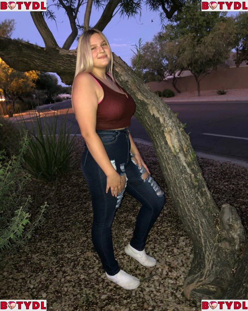 Cheyenne Onlyfans Photo Gallery 