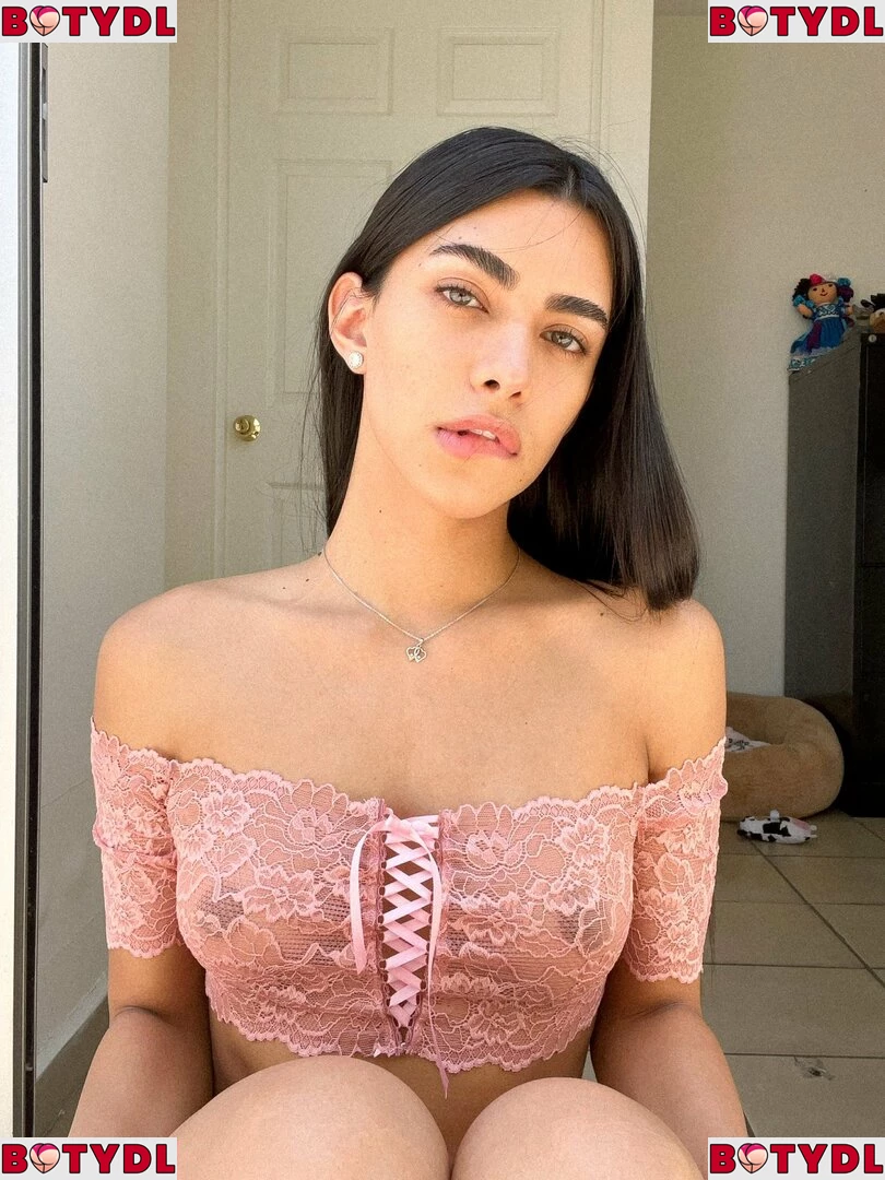 Gabrielle Maya Onlyfans Photo Gallery 