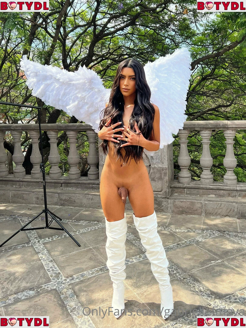 Gabrielle Maya Onlyfans Photo Gallery 