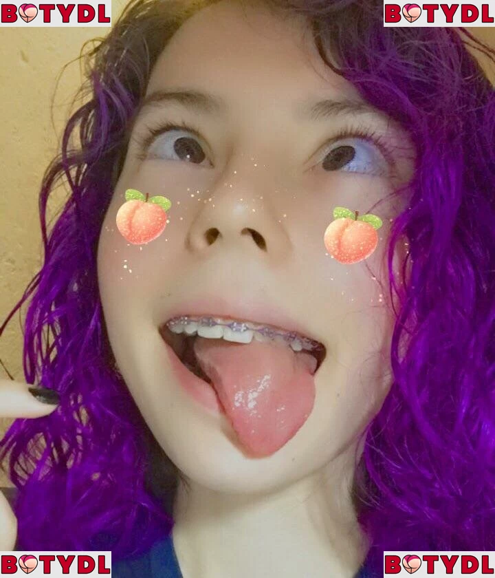 Ahegao Onlyfans Photo Gallery 