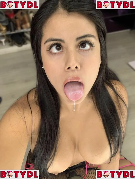 Ahegao Onlyfans Photo Gallery 