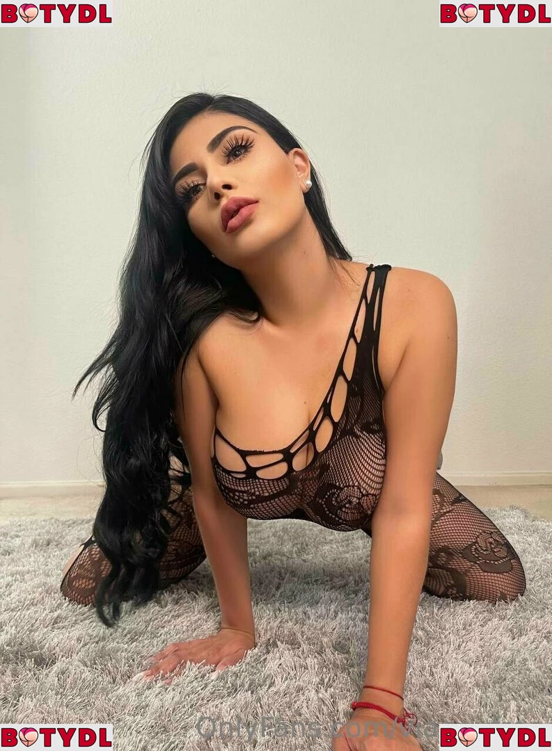 vianeyfree Onlyfans Photo Gallery 