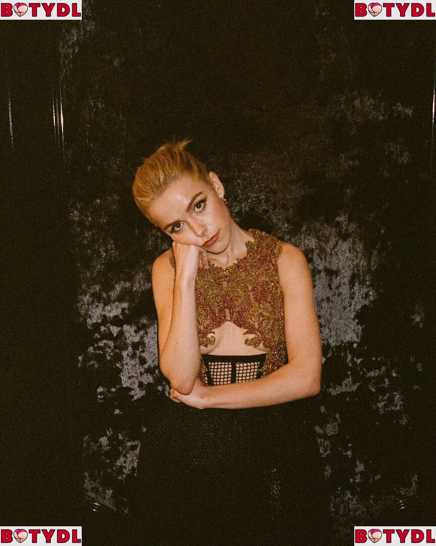 Kiernan Shipka Onlyfans Photo Gallery 