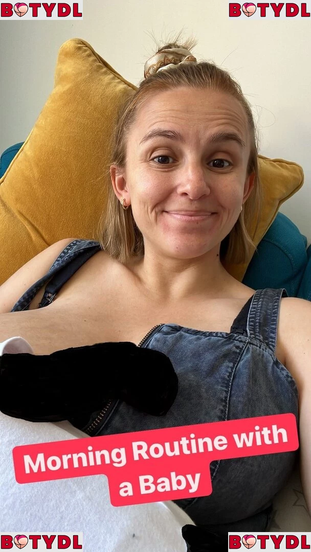 Hannah Witton Onlyfans Photo Gallery 