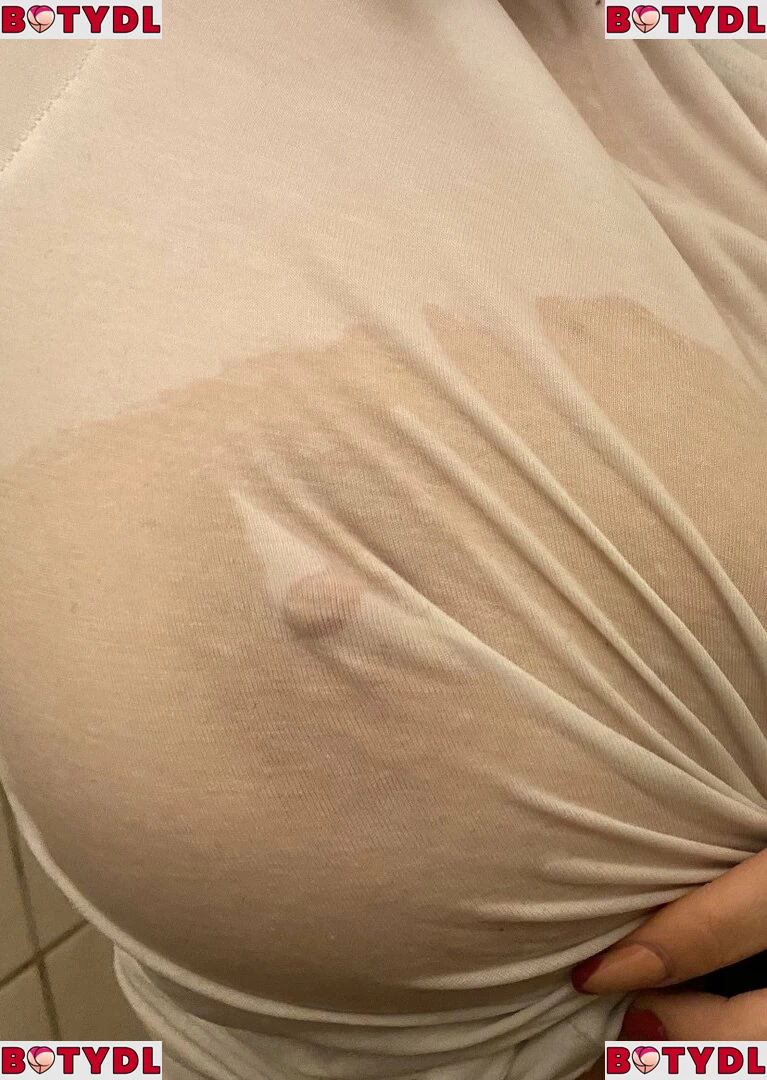 bigtitties1000 Onlyfans Photo Gallery 