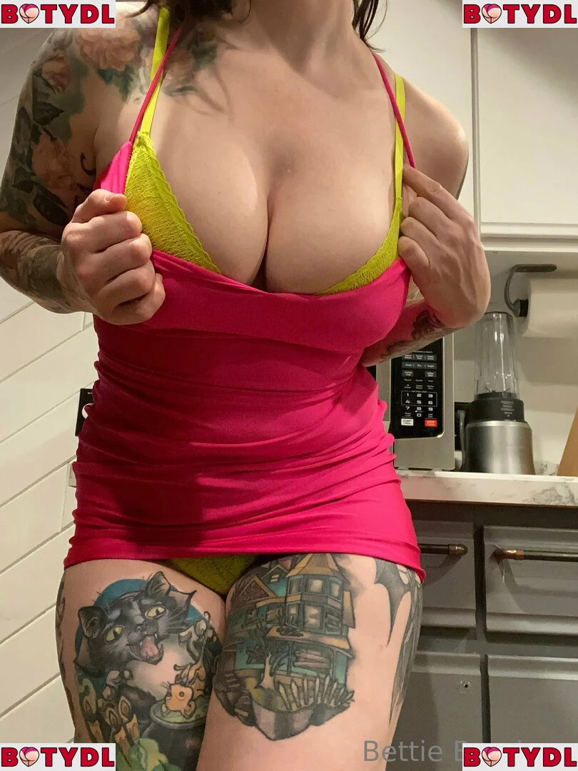 Bettie Bondage Onlyfans Photo Gallery 