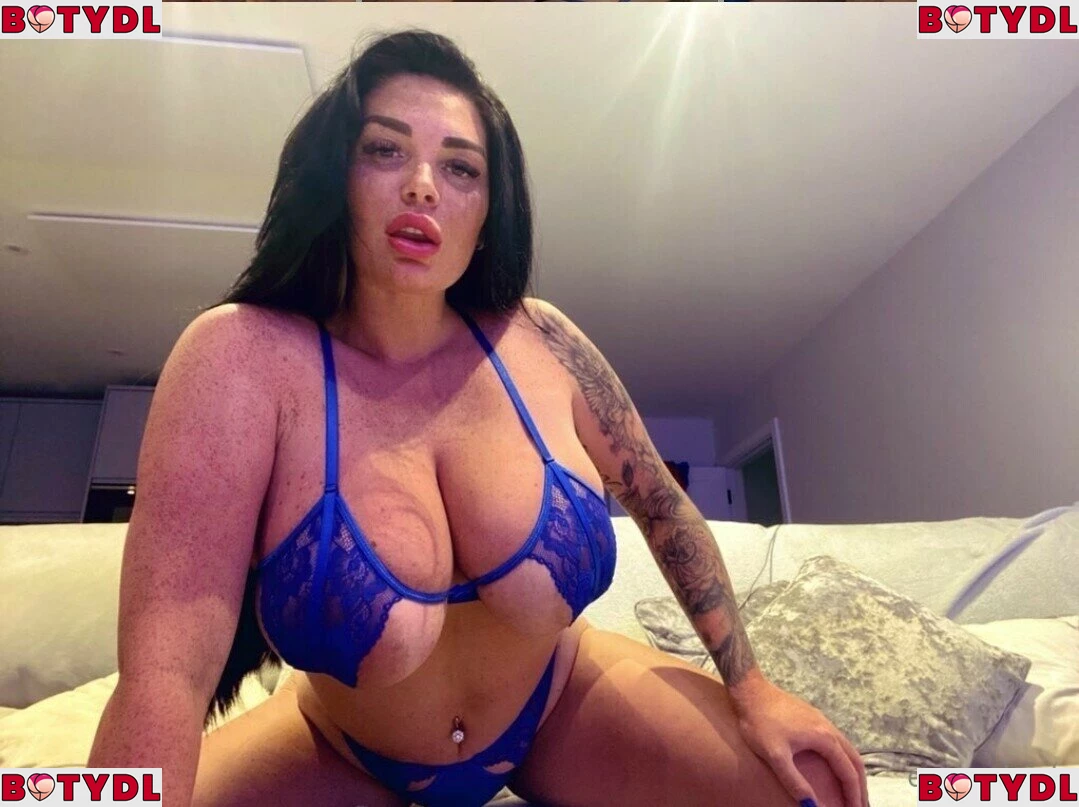 Emma Leigh Onlyfans Photo Gallery 