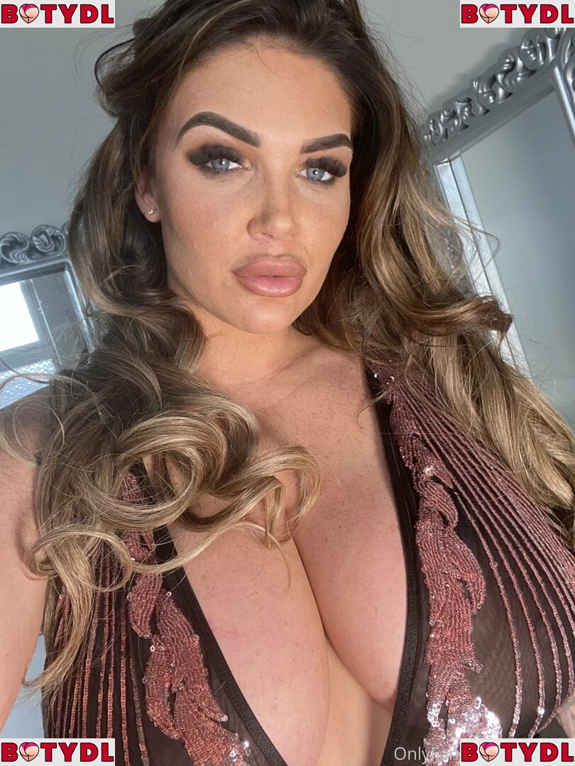 Emma Leigh Onlyfans Photo Gallery 