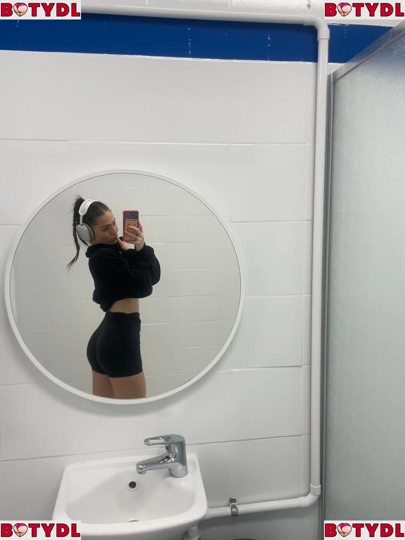 Alliyah Onlyfans Photo Gallery 