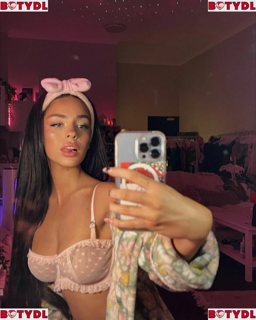 Alliyah Onlyfans Photo Gallery 