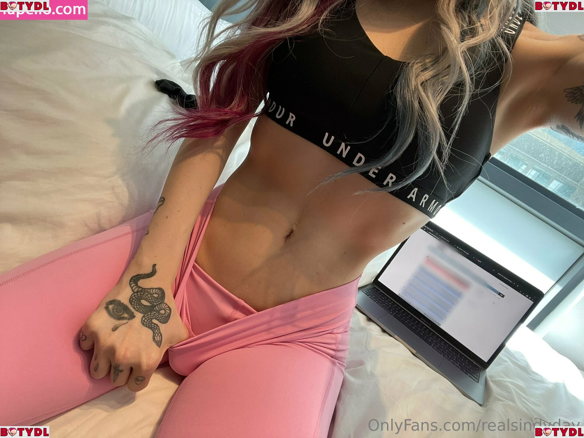 realsindyday Onlyfans Photo Gallery 