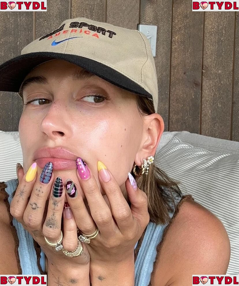 Hailey Baldwin Bieber Onlyfans Photo Gallery 