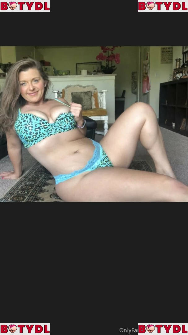 thicksmiley Onlyfans Photo Gallery 