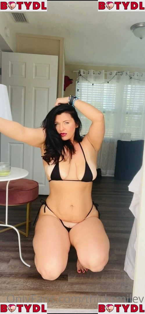 thicksmiley Onlyfans Photo Gallery 