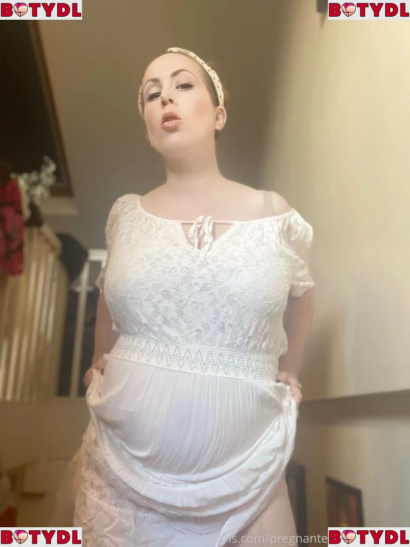 pregnantenglishrosefree Onlyfans Photo Gallery 