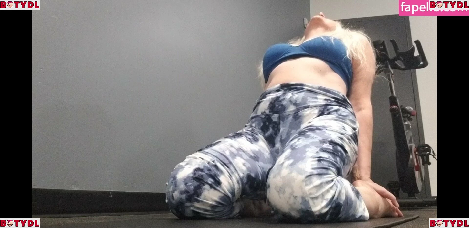 nakedyoganakedyoga Onlyfans Photo Gallery 