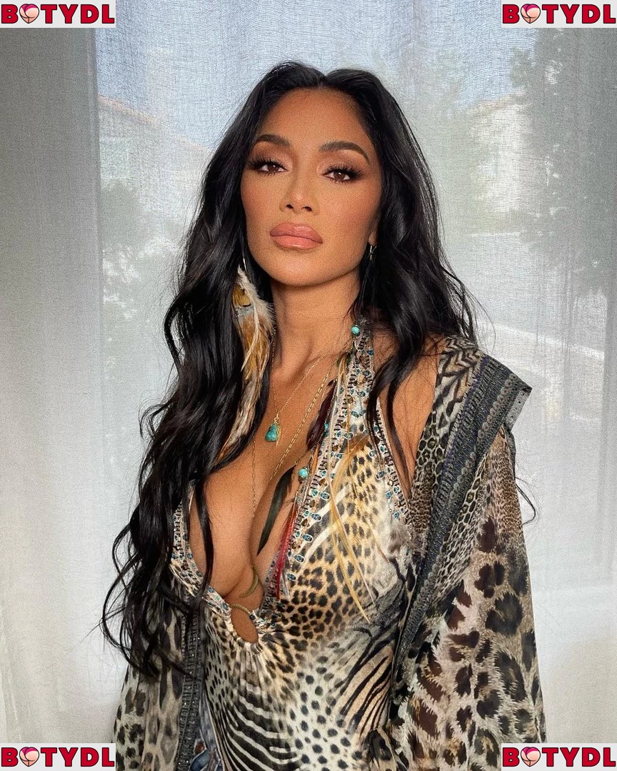 Nicole Scherzinger Onlyfans Photo Gallery 