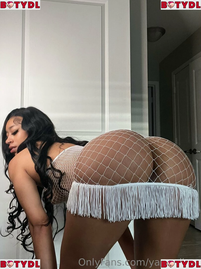 yazzyyams Onlyfans Photo Gallery 