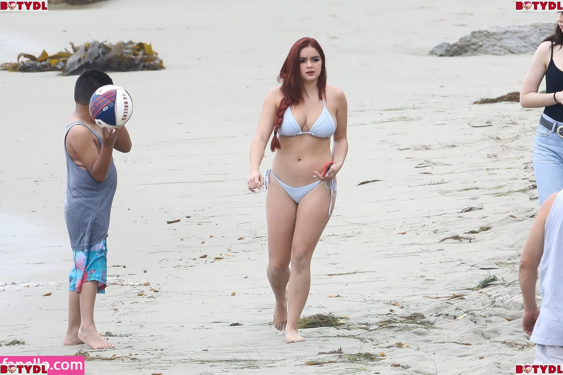 Ariel Winter Onlyfans Photo Gallery 