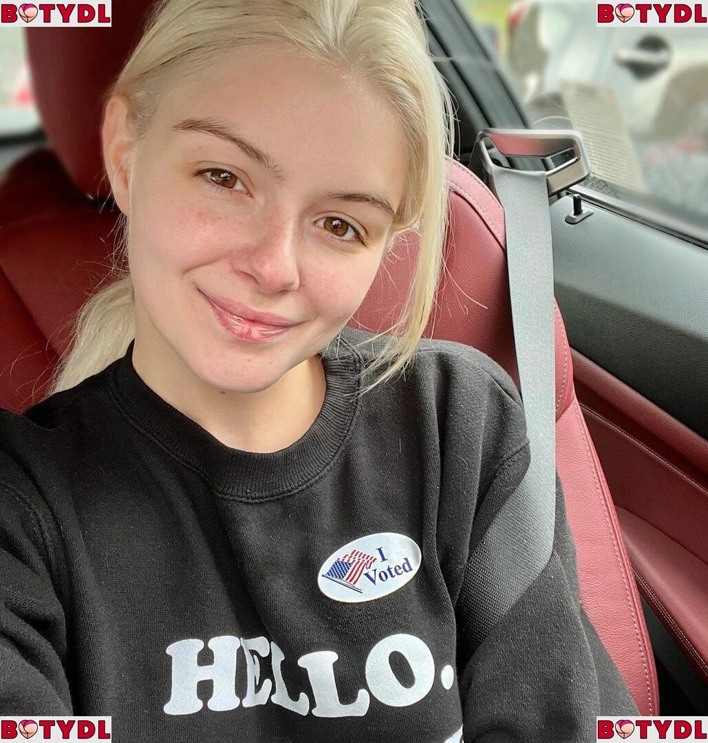 Ariel Winter Onlyfans Photo Gallery 