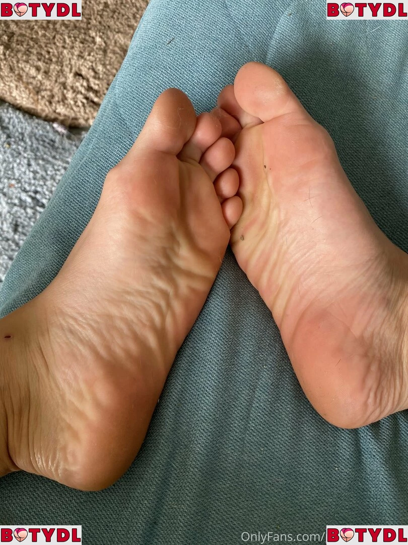 piperscutefeet Onlyfans Photo Gallery 