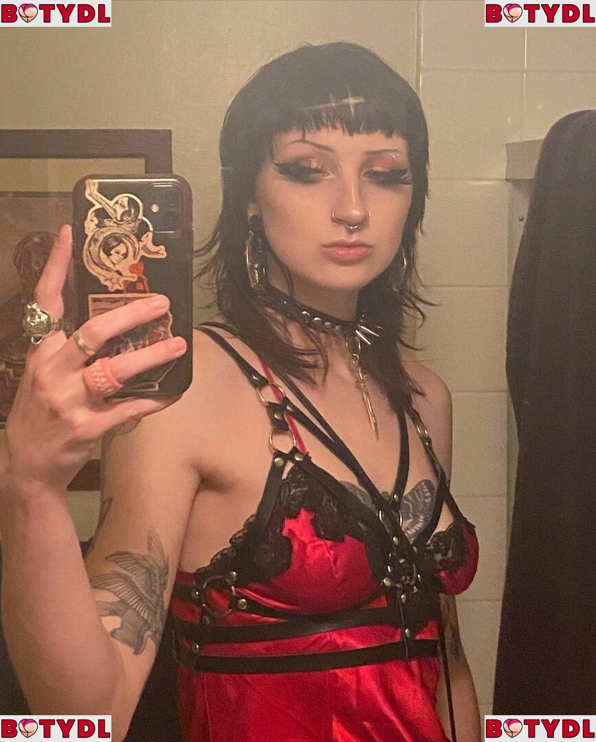 gothbimboxxx Onlyfans Photo Gallery 