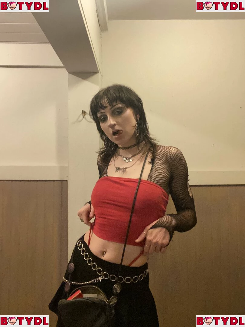 gothbimboxxx Onlyfans Photo Gallery 