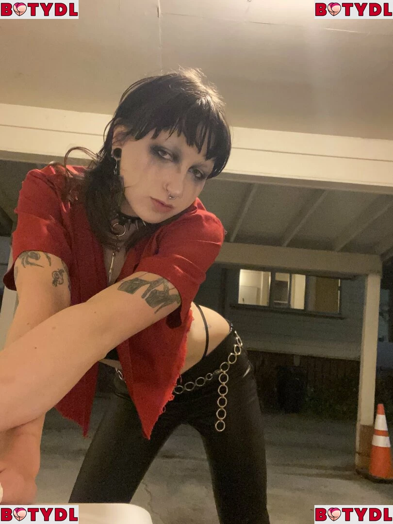 gothbimboxxx Onlyfans Photo Gallery 