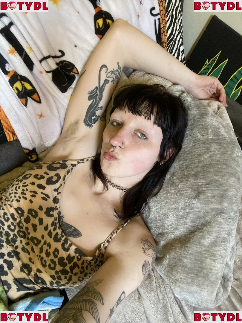 gothbimboxxx Onlyfans Photo Gallery 