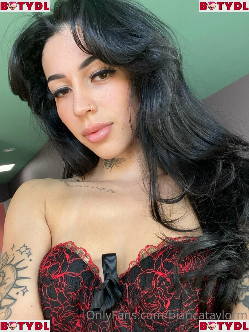 biancataylorm Onlyfans Photo Gallery 