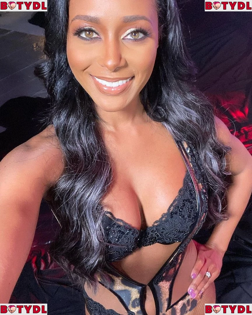 Brandi Rhodes Onlyfans Photo Gallery 