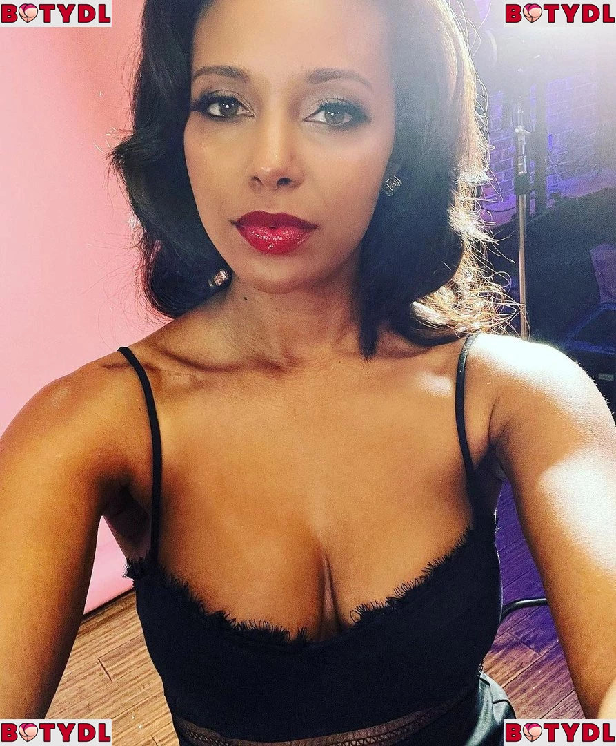 Brandi Rhodes Onlyfans Photo Gallery 