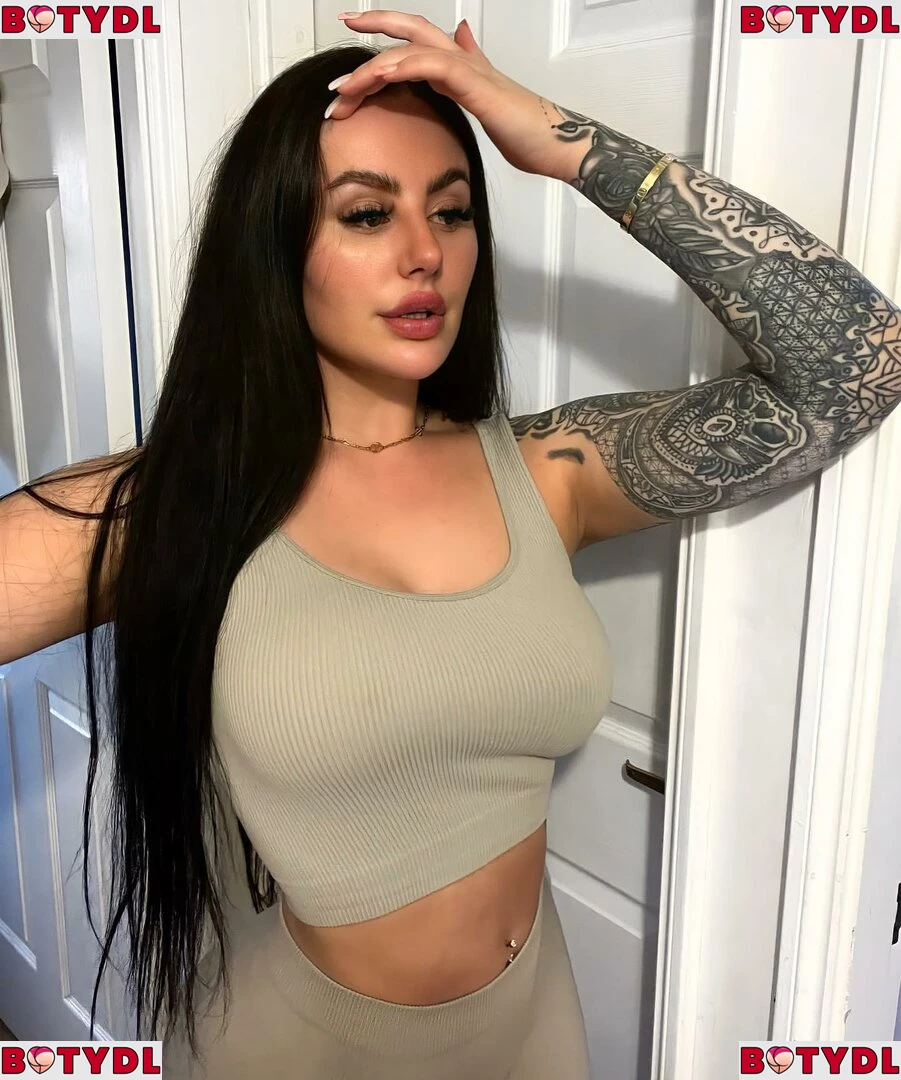 Beckie Holloway Onlyfans Photo Gallery 