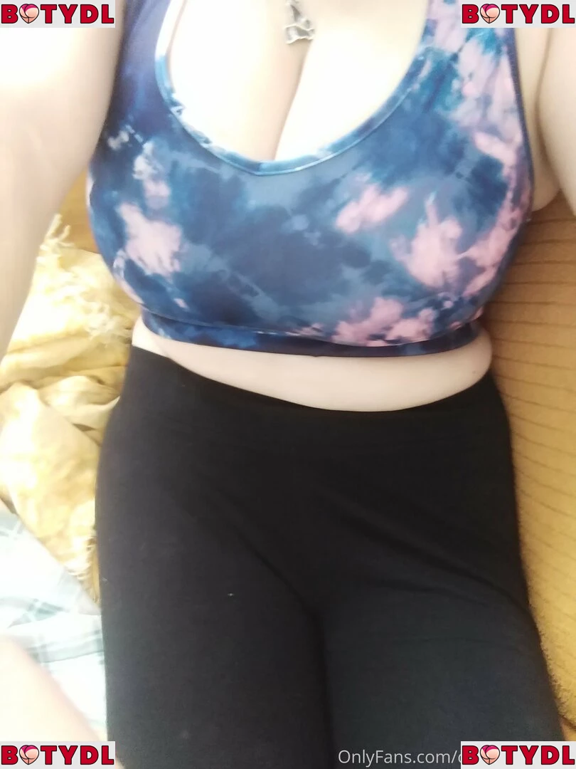 chubbykitsune Onlyfans Photo Gallery 