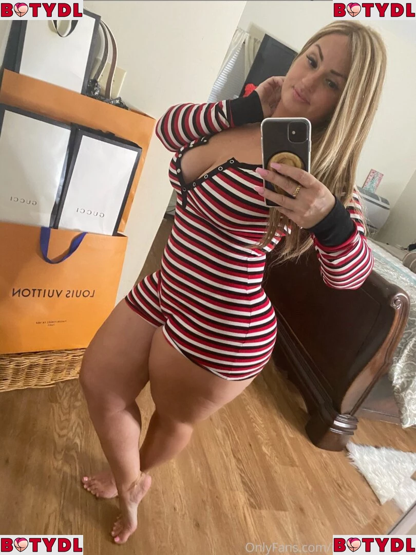 Ivoryyyyy Onlyfans Photo Gallery 