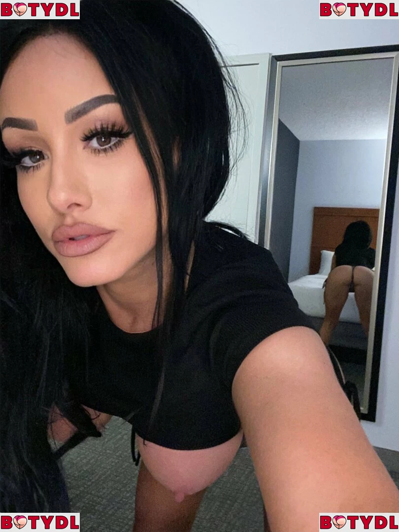 Jennifer White Onlyfans Photo Gallery 