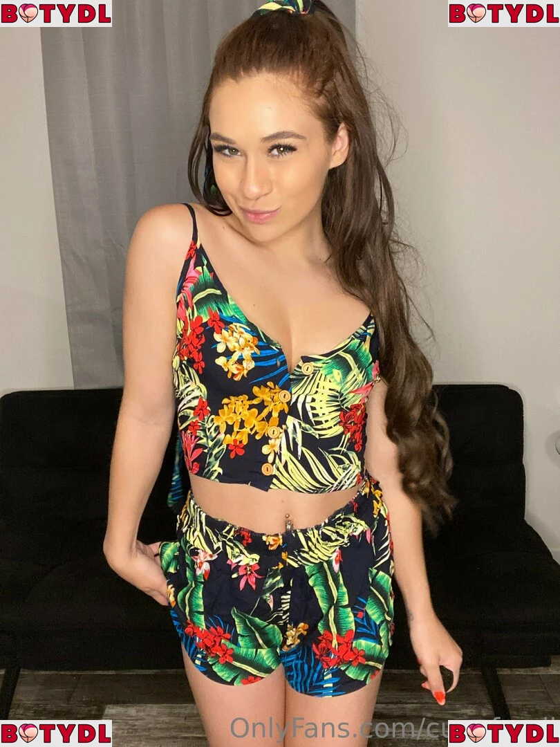 cupofcarli Onlyfans Photo Gallery 