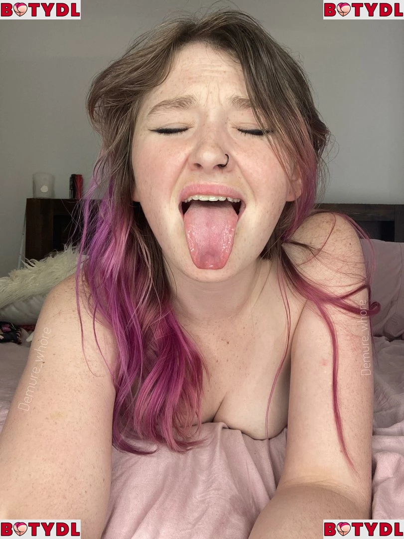 Molly Demure Onlyfans Photo Gallery 