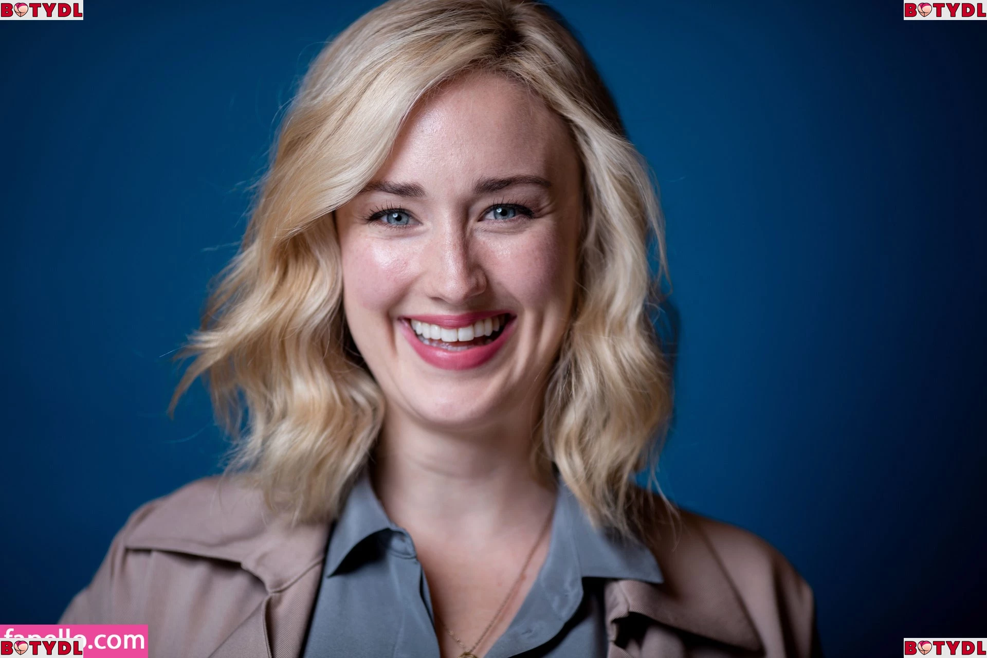 Ashley Johnson Onlyfans Photo Gallery 