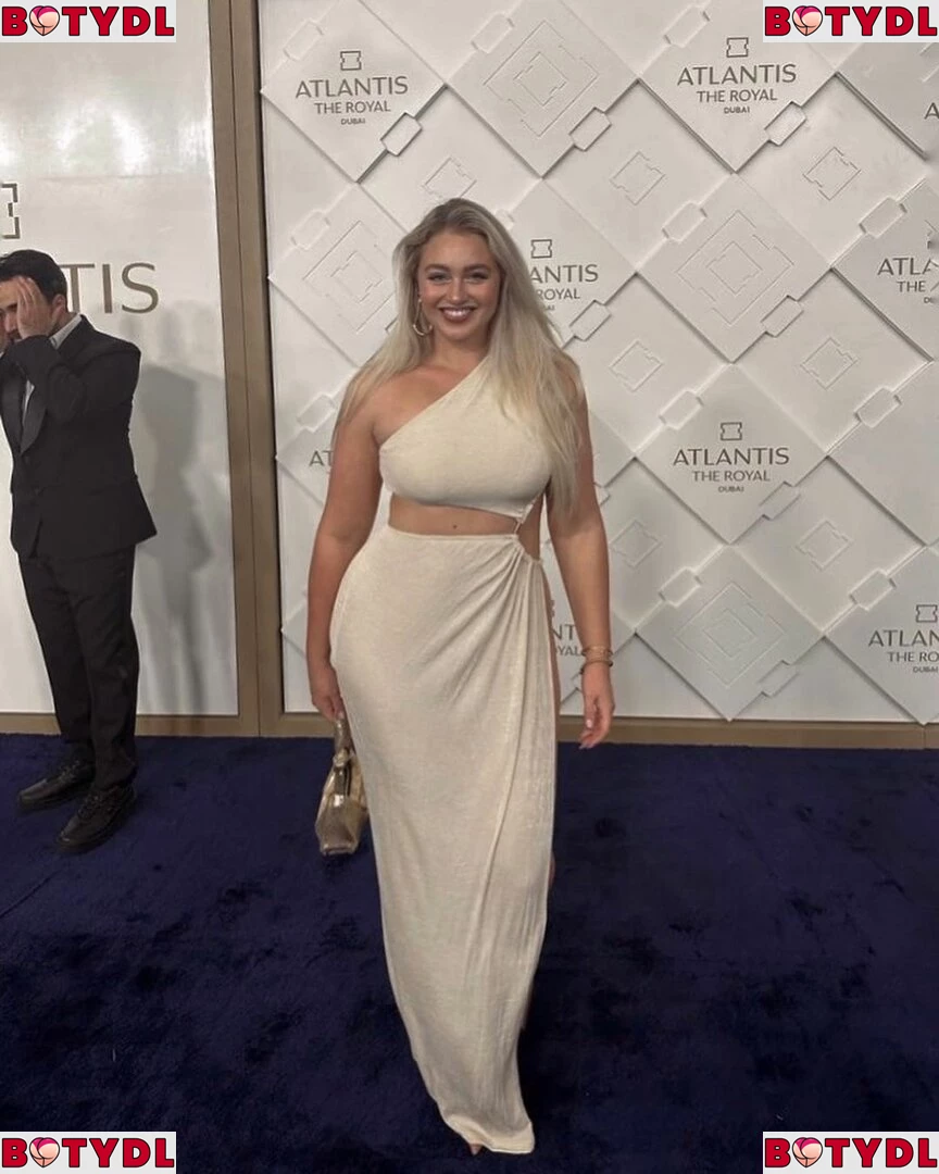 Iskra Lawrence Onlyfans Photo Gallery 