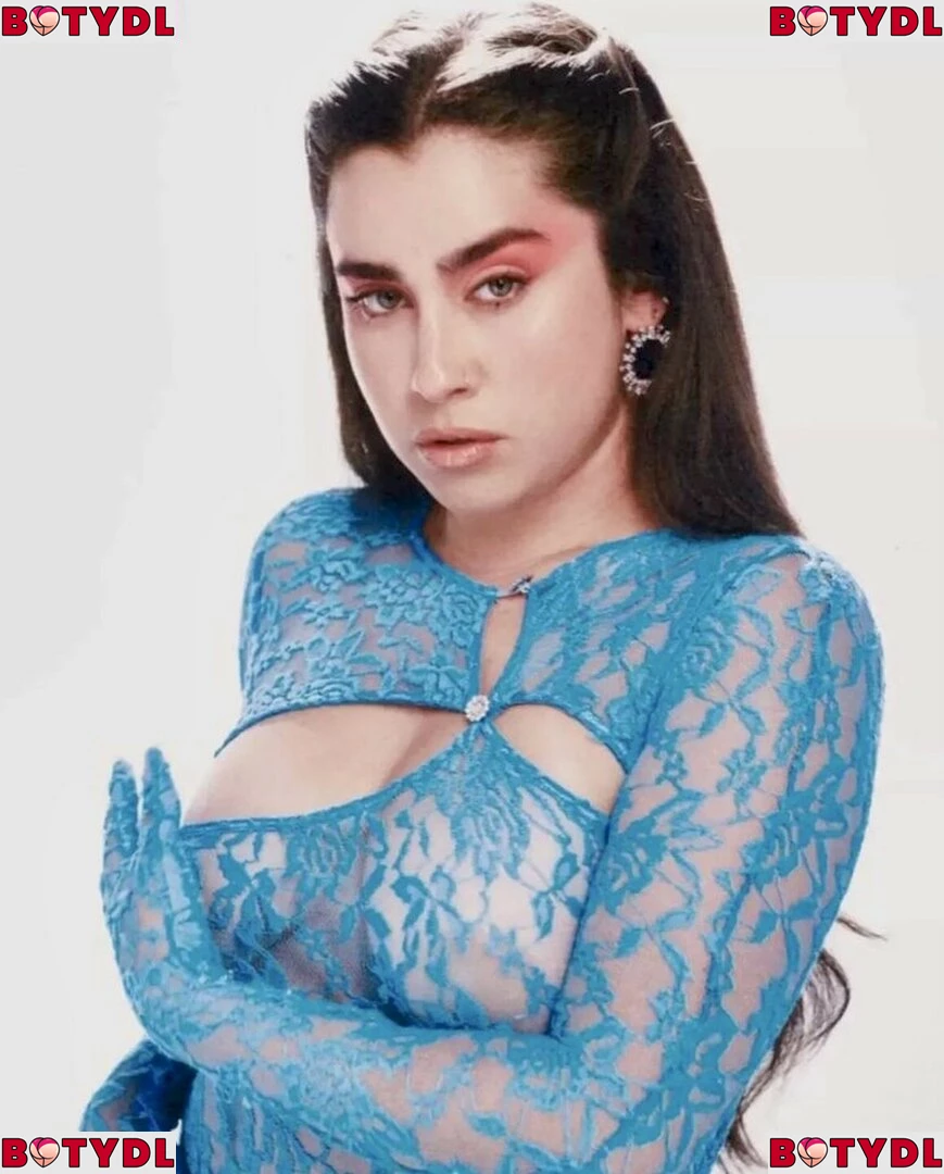 Lauren Jauregui Onlyfans Photo Gallery 