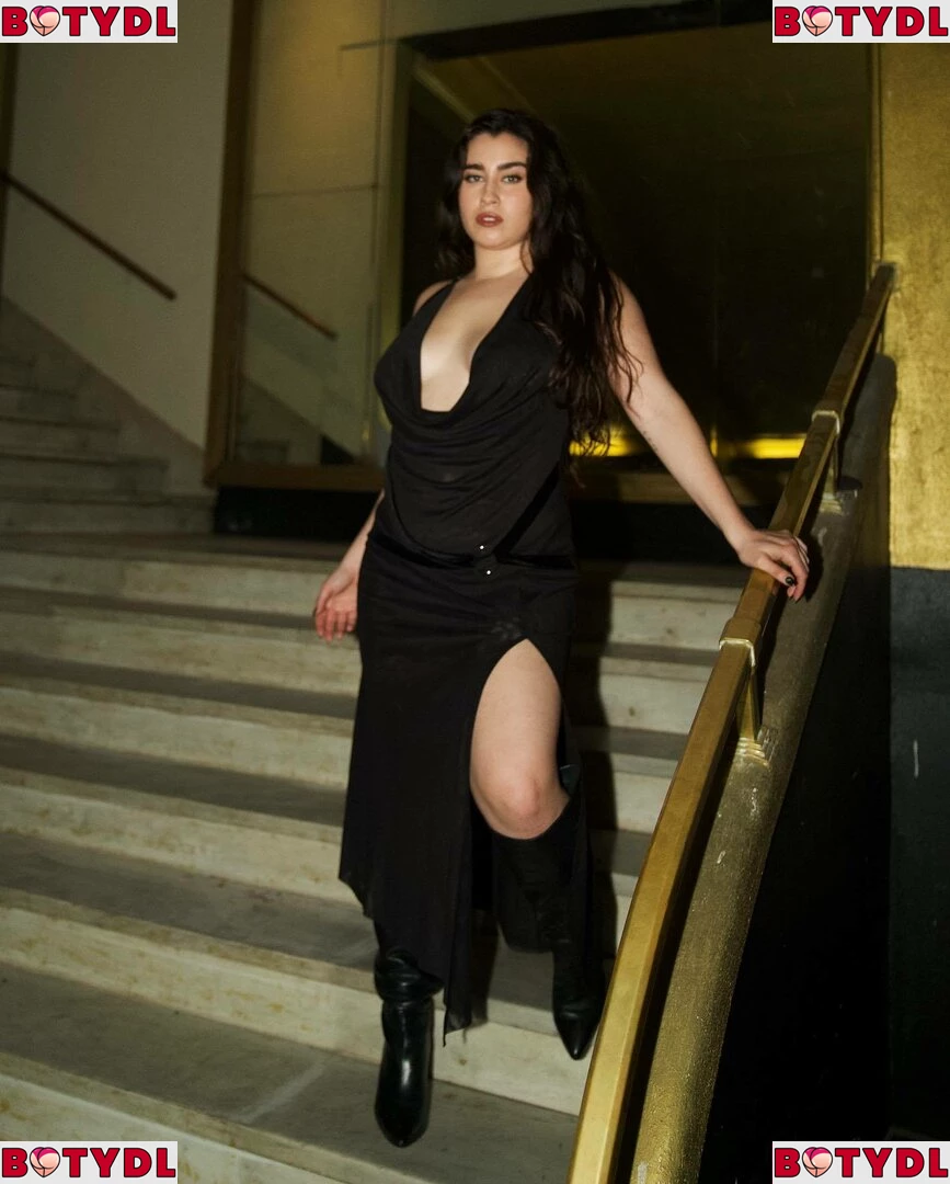 Lauren Jauregui Onlyfans Photo Gallery 