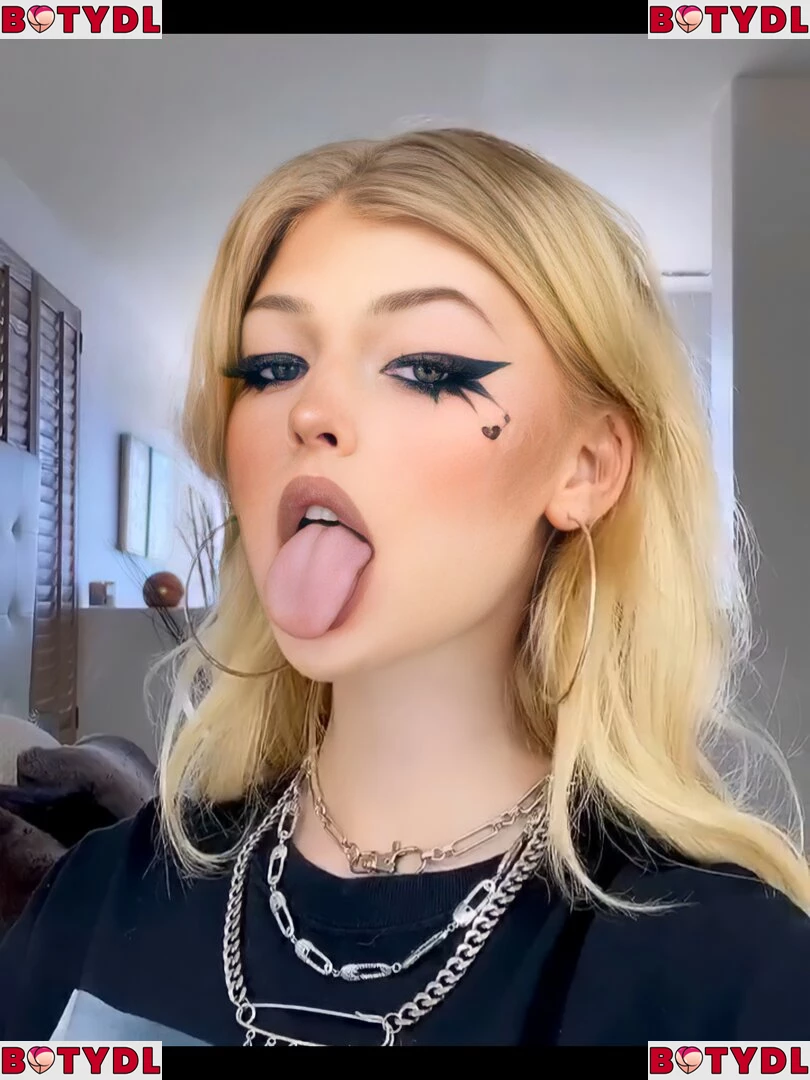 Loren Gray Onlyfans Photo Gallery 