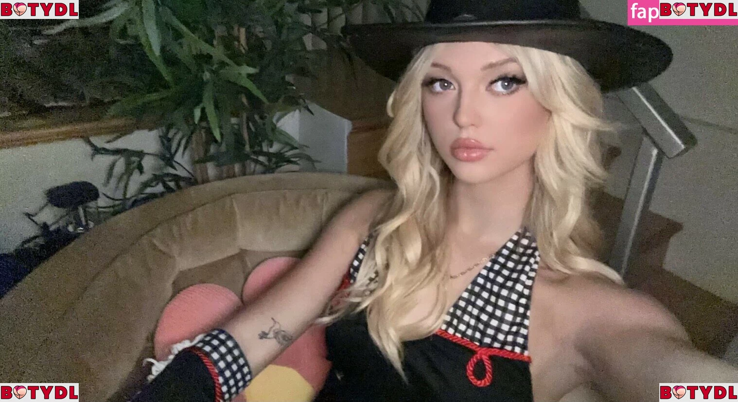 Loren Gray Onlyfans Photo Gallery 