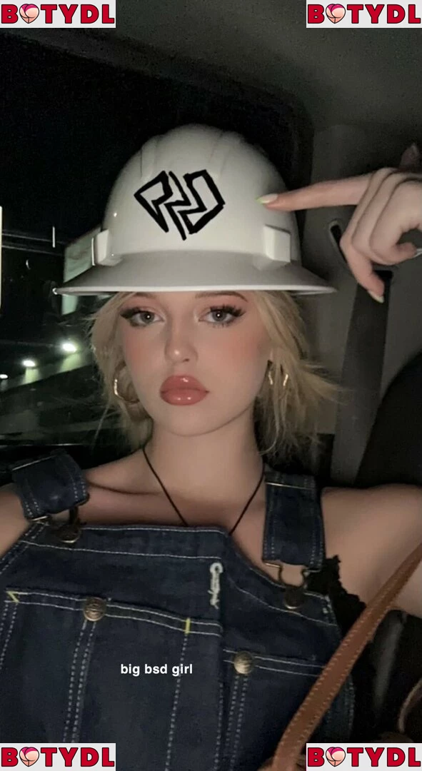 Loren Gray Onlyfans Photo Gallery 