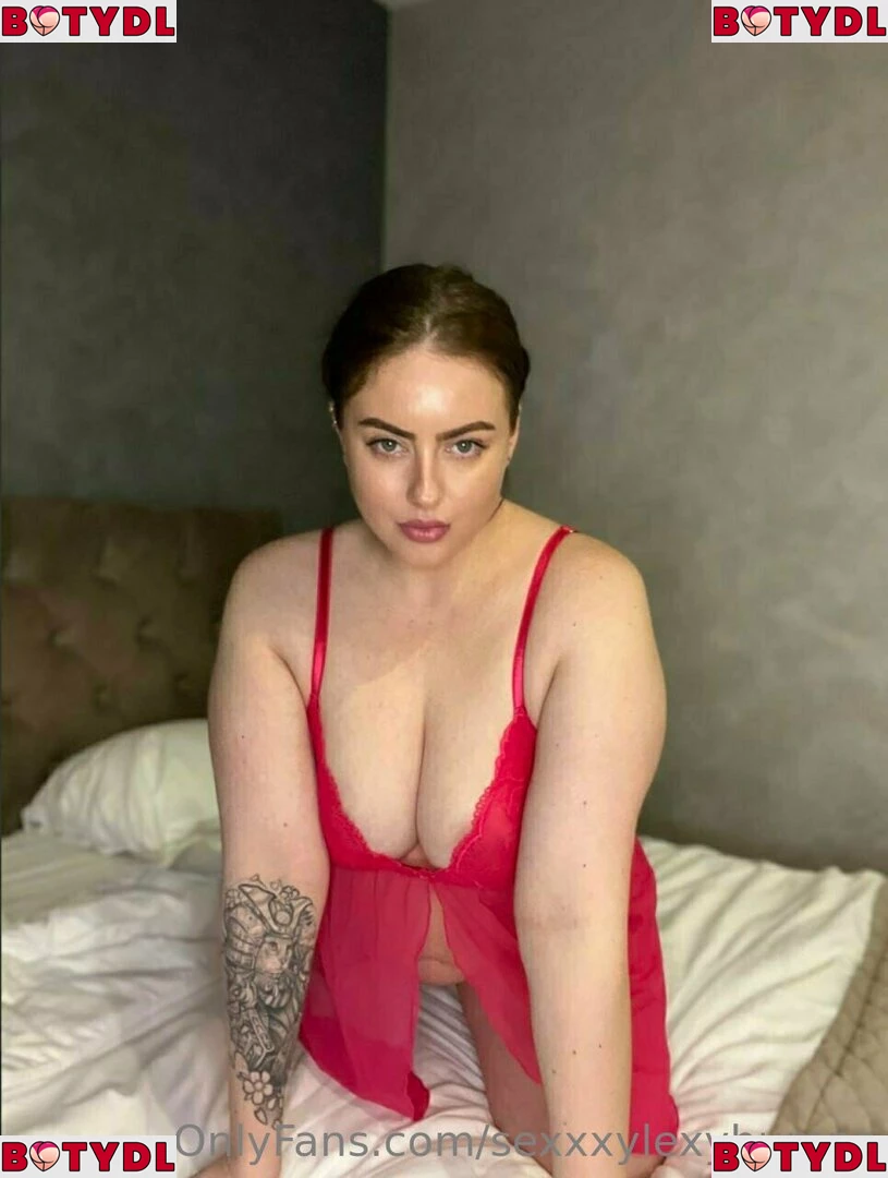 sexxxylexyhumps Onlyfans Photo Gallery 