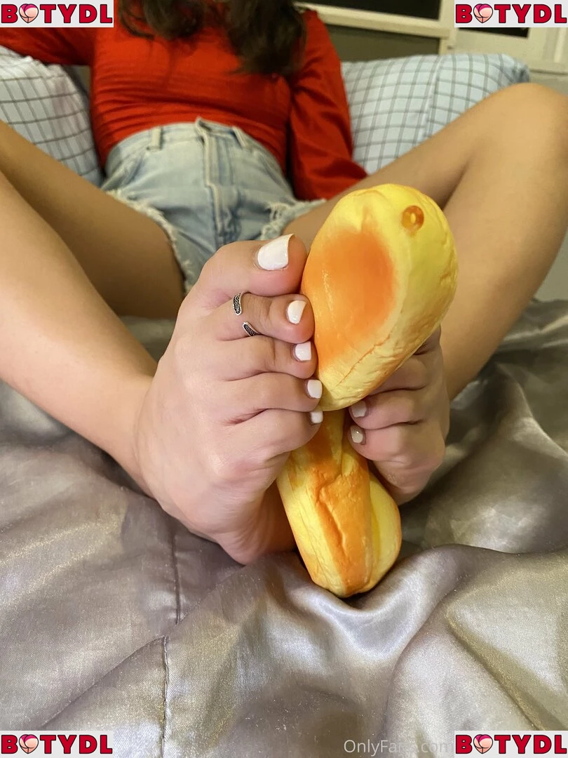 eurasian_feet Onlyfans Photo Gallery 