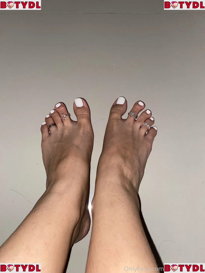 eurasian_feet Onlyfans Photo Gallery 