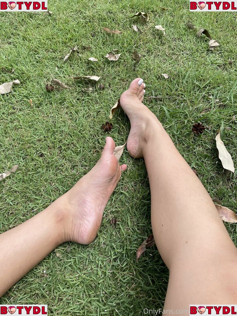 eurasian_feet Onlyfans Photo Gallery 