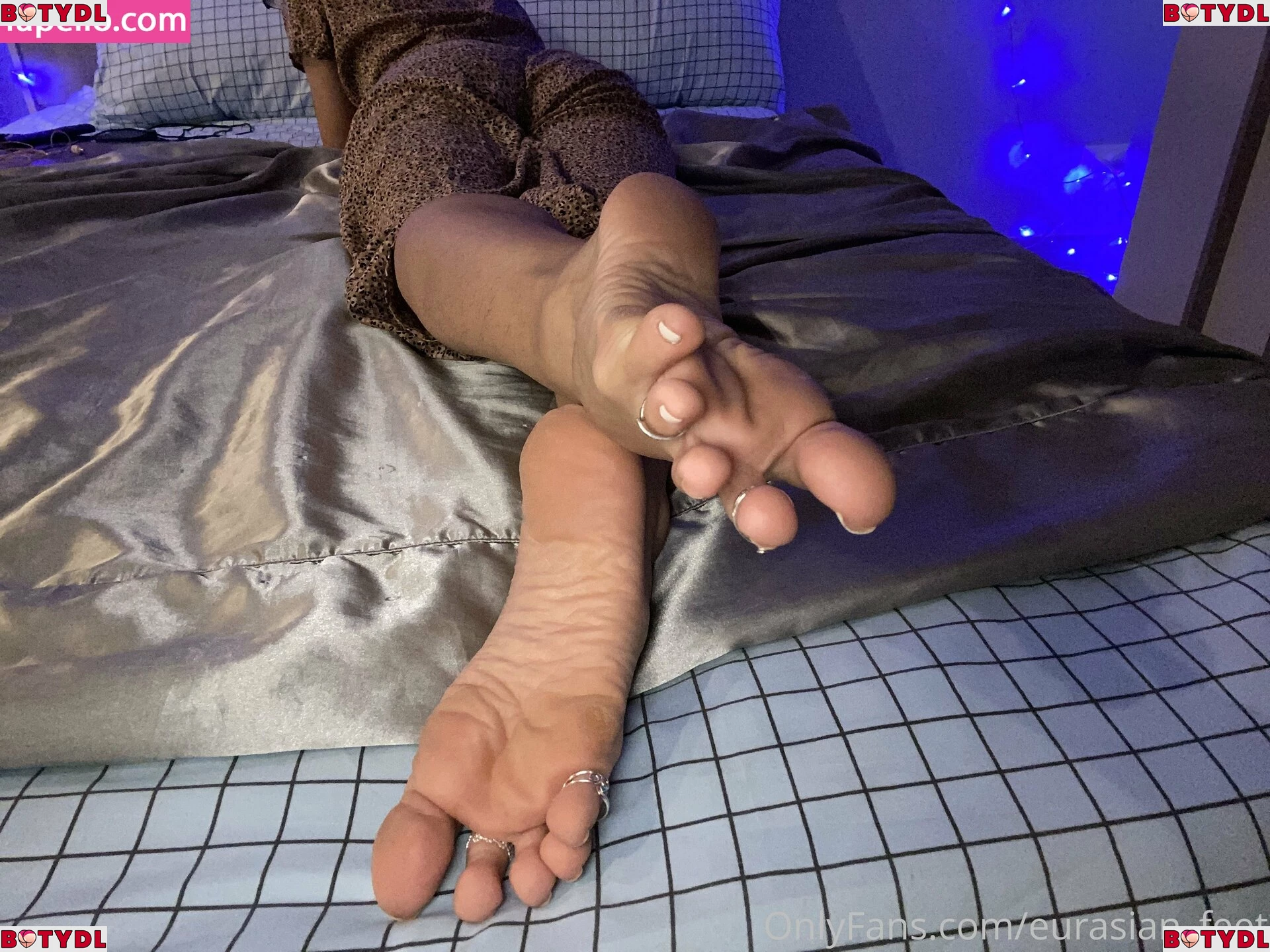 eurasian_feet Onlyfans Photo Gallery 